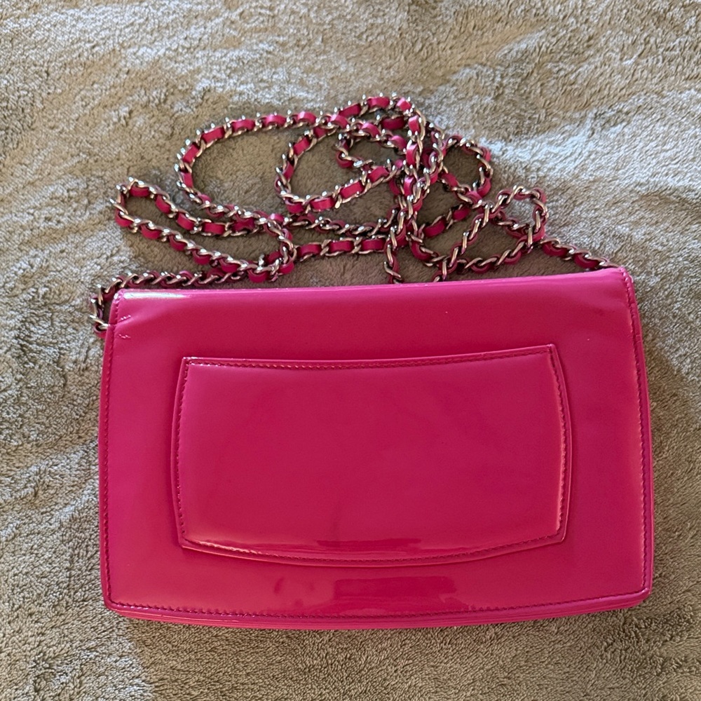 Chanel pink crossbody bag - Picture 2 of 8